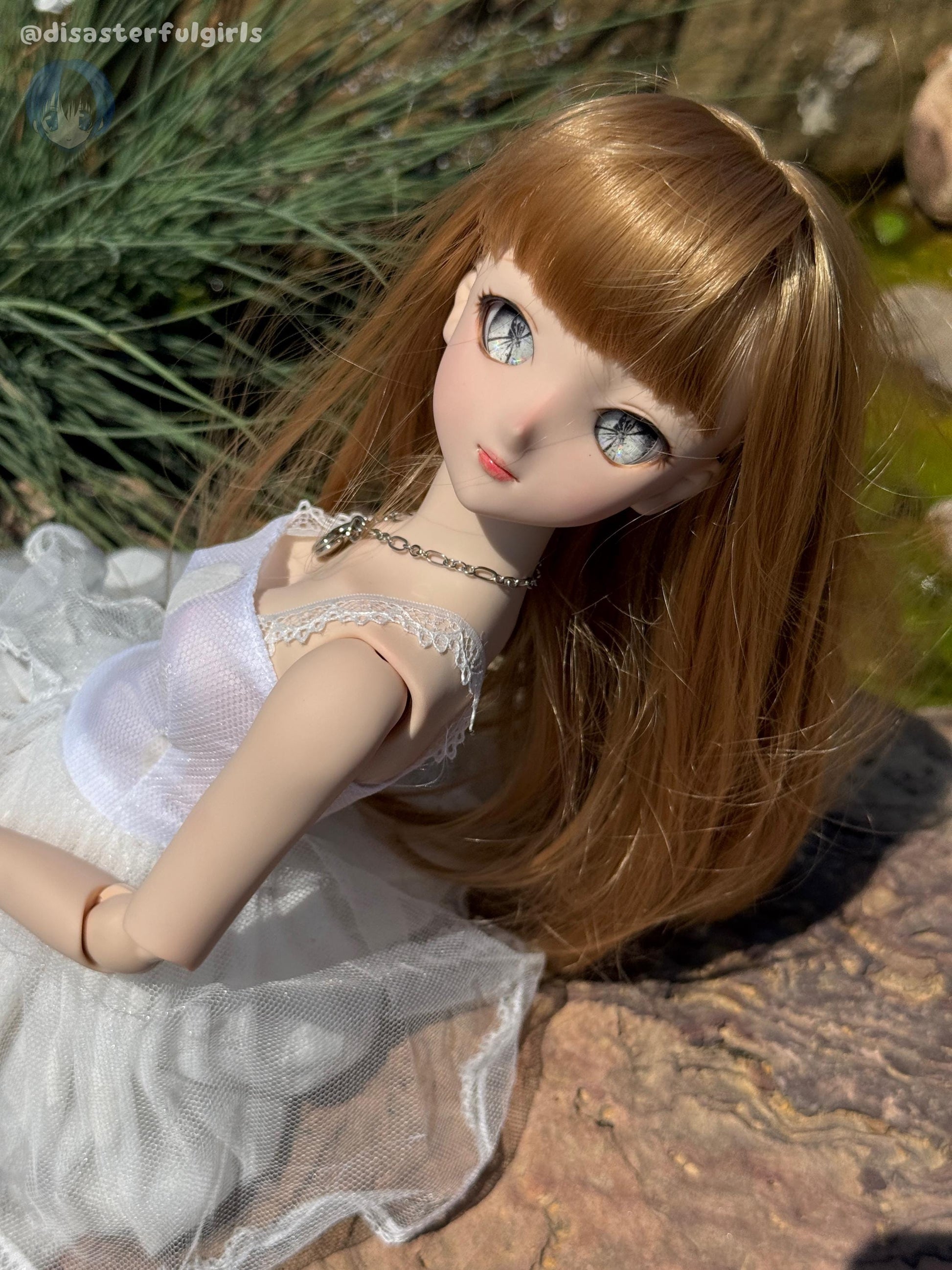 OOAK Dollfie Dream DDH-09 Flesh Head 1/3 MJD (Grey eyes)