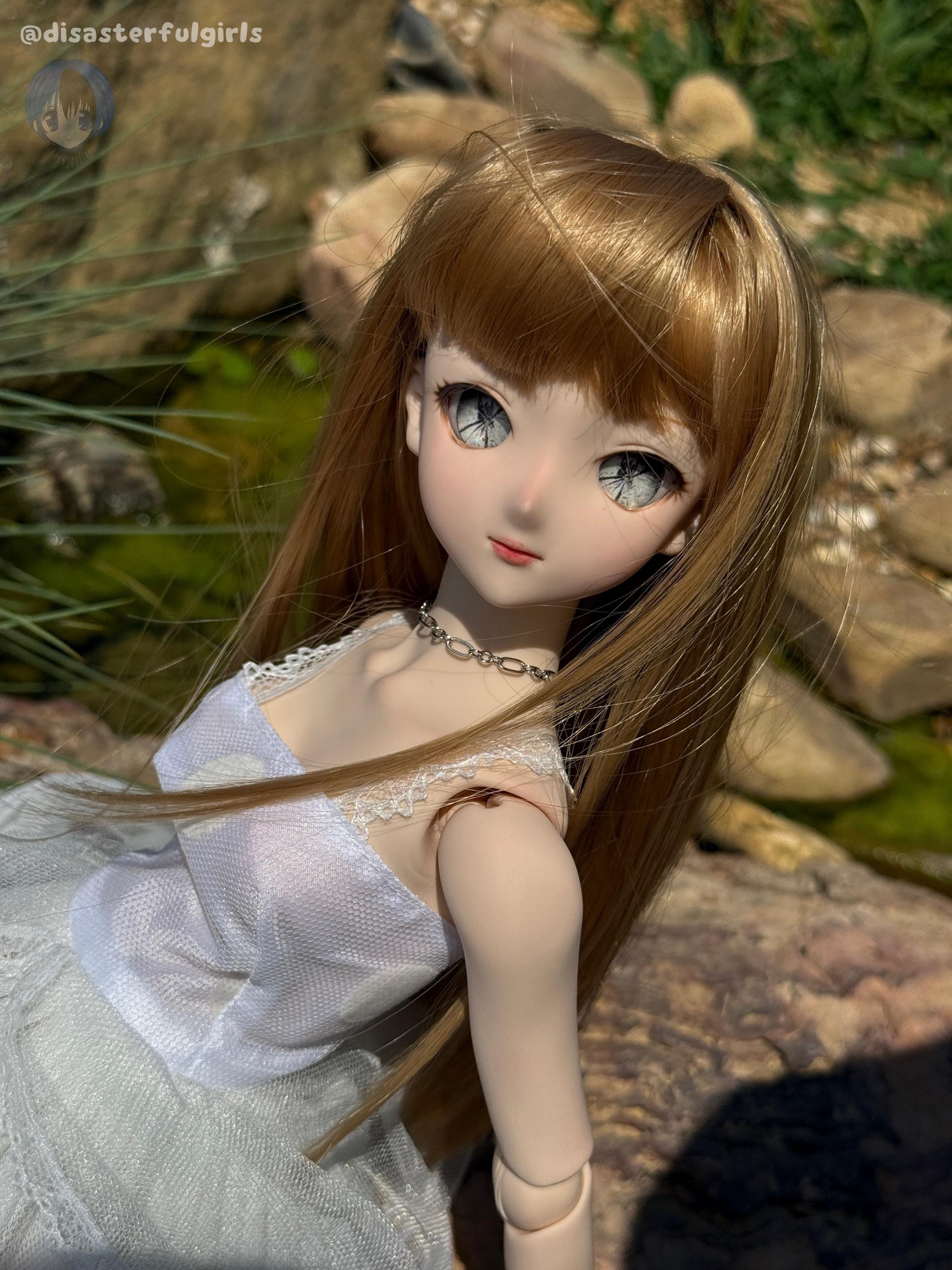 OOAK Dollfie Dream DDH-09 Flesh Head 1/3 MJD (Grey eyes)