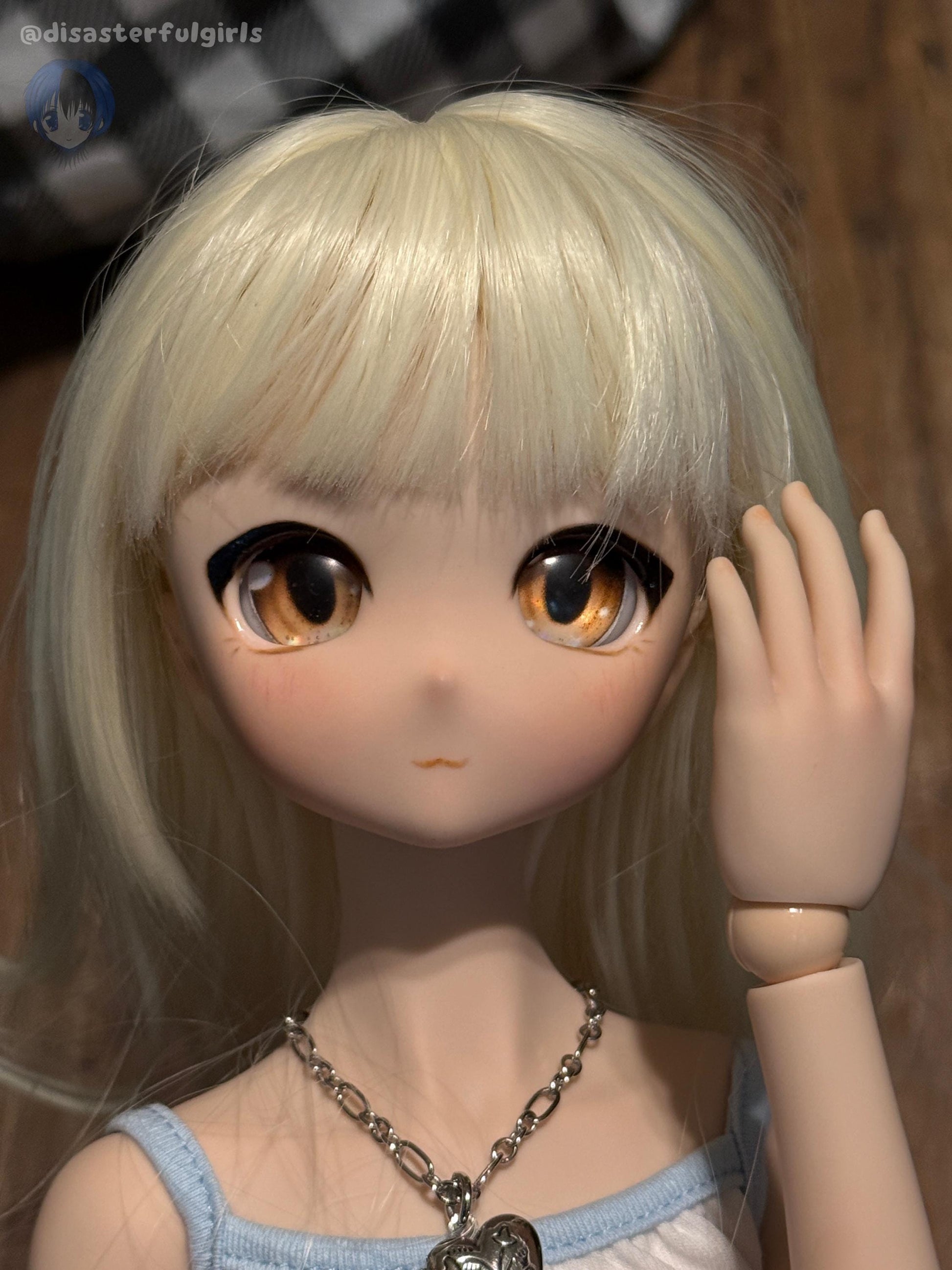 OOAK Dollfie Dream DDH-27 Flesh Head 1/3 MJD (Orange eyes)