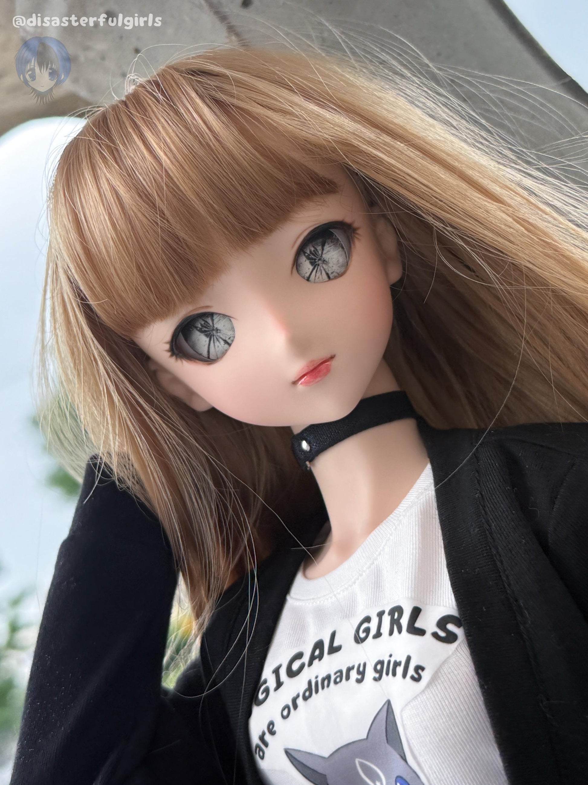 OOAK Dollfie Dream DDH-09 Flesh Head 1/3 MJD (Grey eyes)