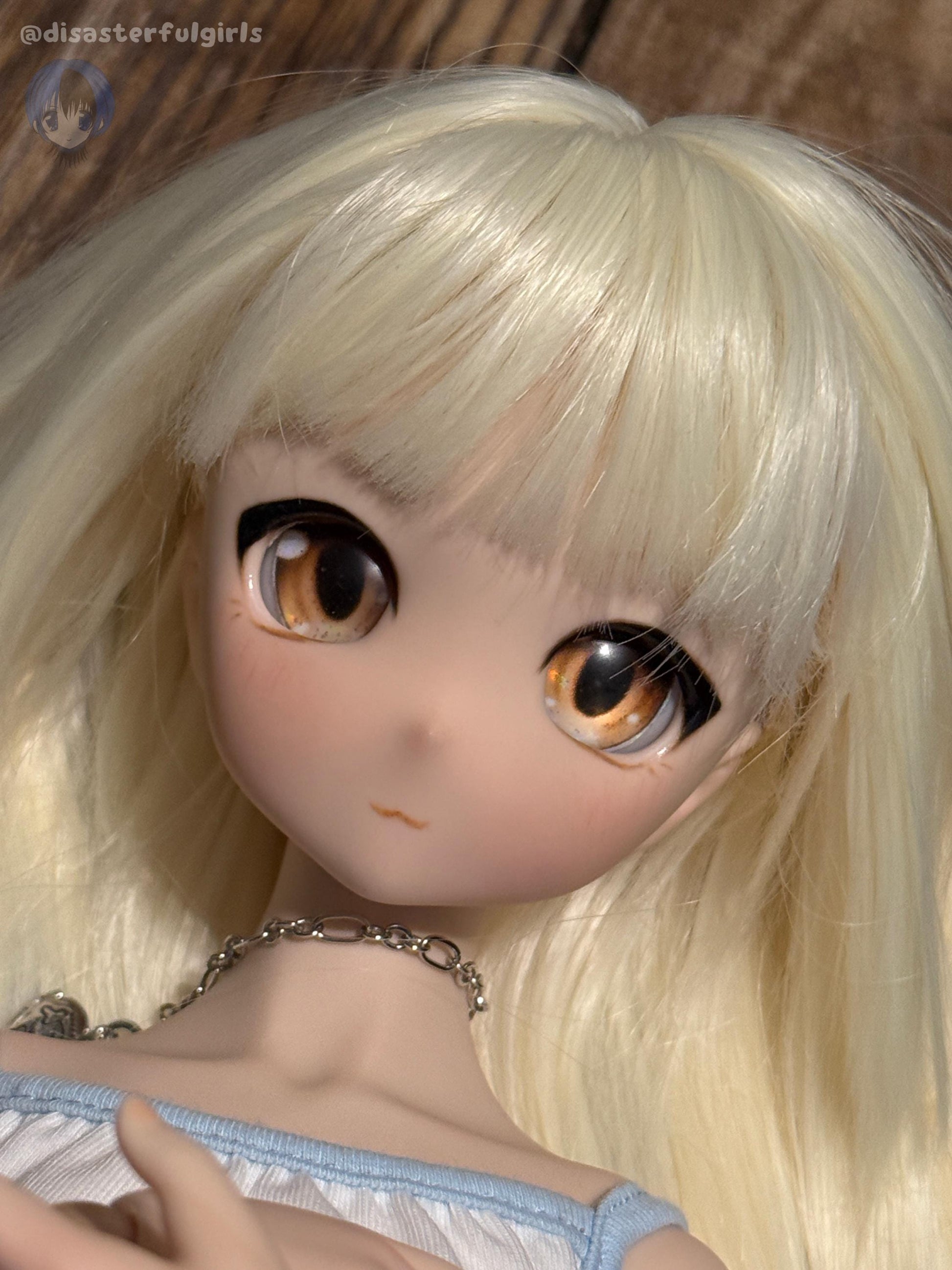 OOAK Dollfie Dream DDH-27 Flesh Head 1/3 MJD (Orange eyes)
