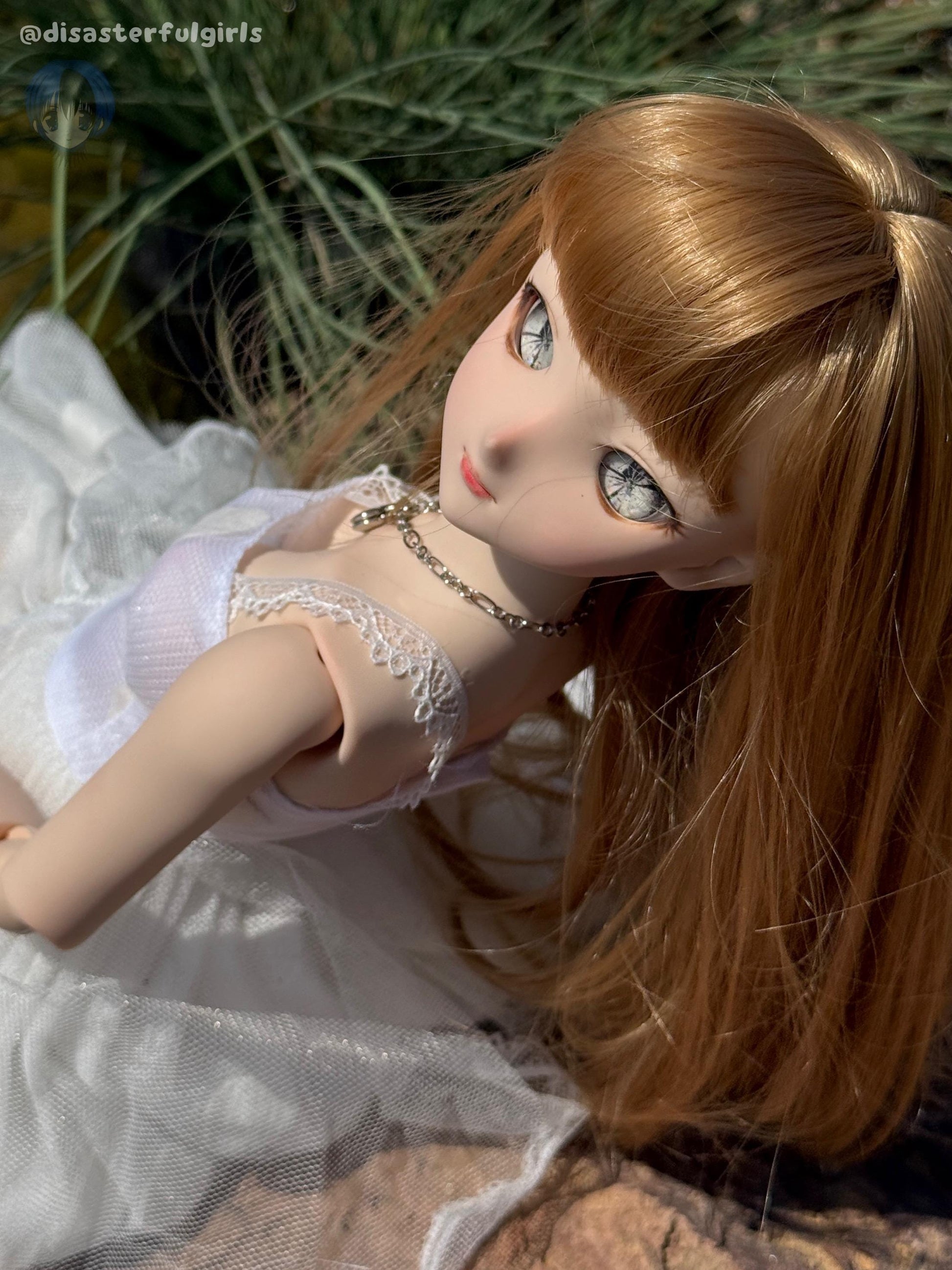 OOAK Dollfie Dream DDH-09 Flesh Head 1/3 MJD (Grey eyes)