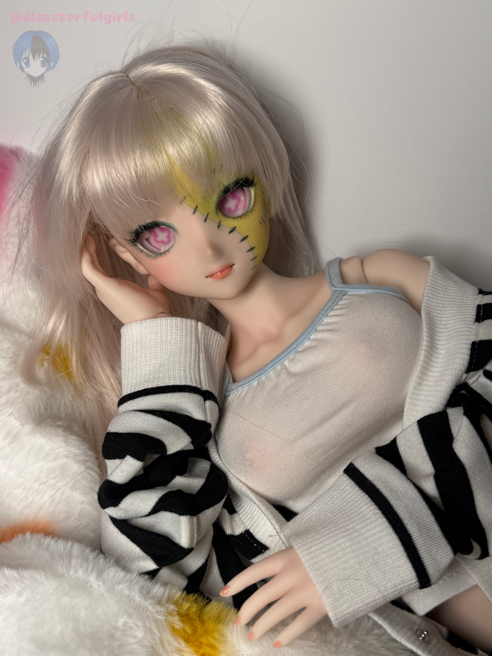 OOAK DDH-09 “Zombie Grrrl” Dollfie Dream Head