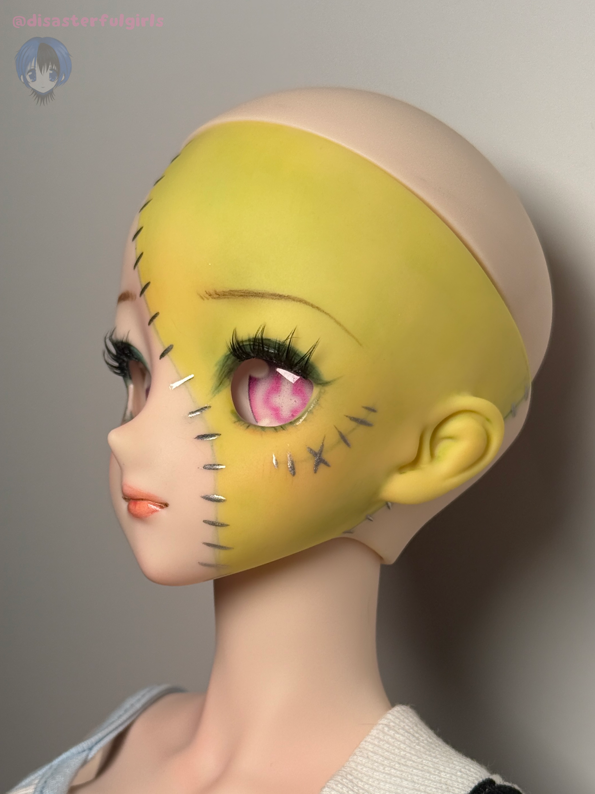 OOAK DDH-09 “Zombie Grrrl” Dollfie Dream Head