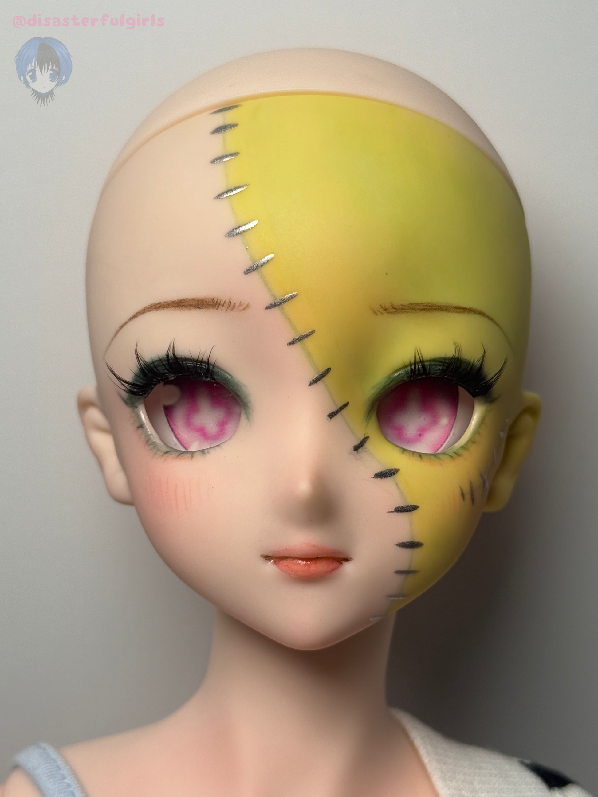 OOAK DDH-09 “Zombie Grrrl” Dollfie Dream Head