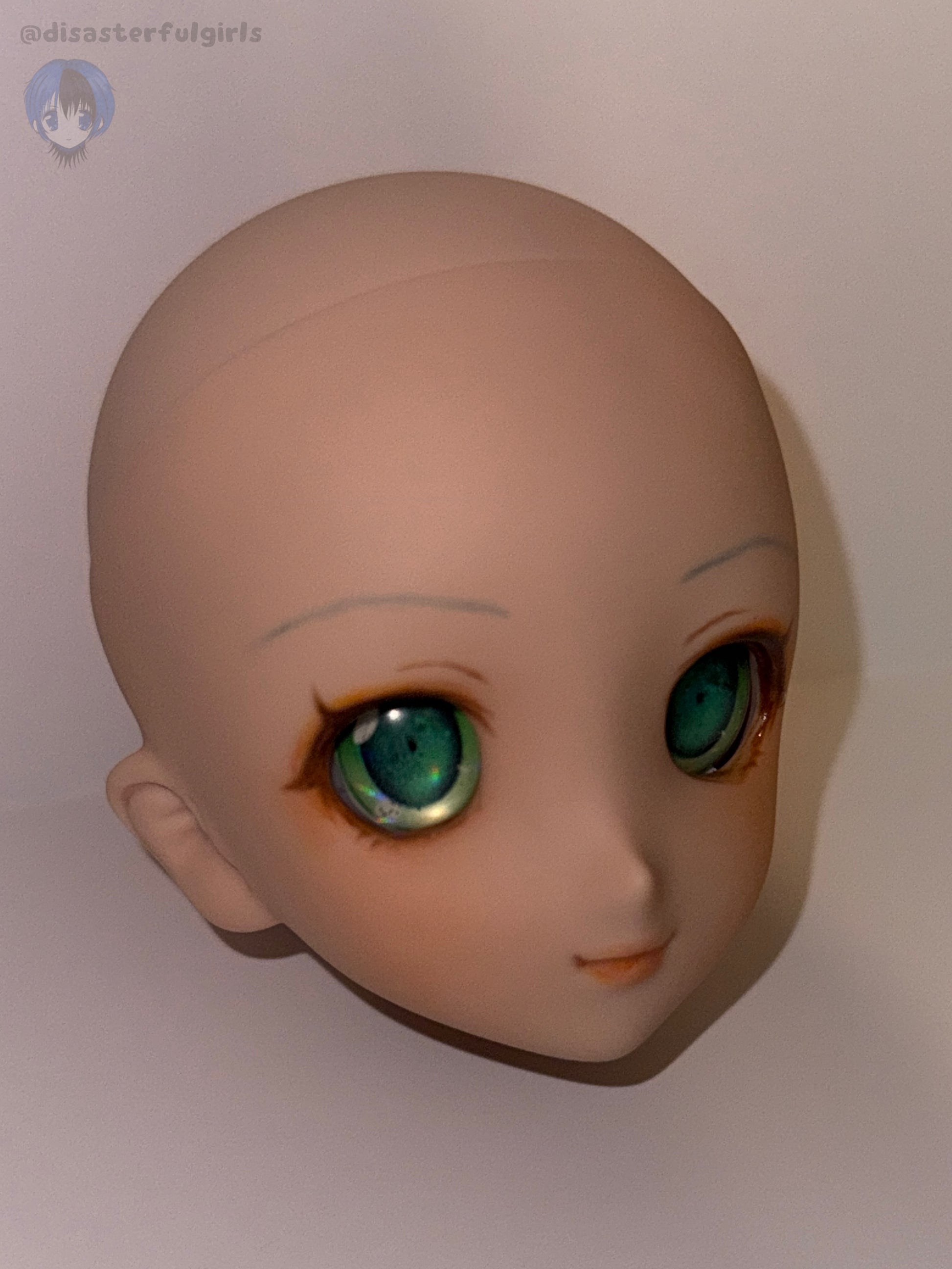 SOLD OUT!! OOAK Gumi Vocaloid 1/3 doll head (DDH-06 Flesh Dollfie Dream head and eyes)