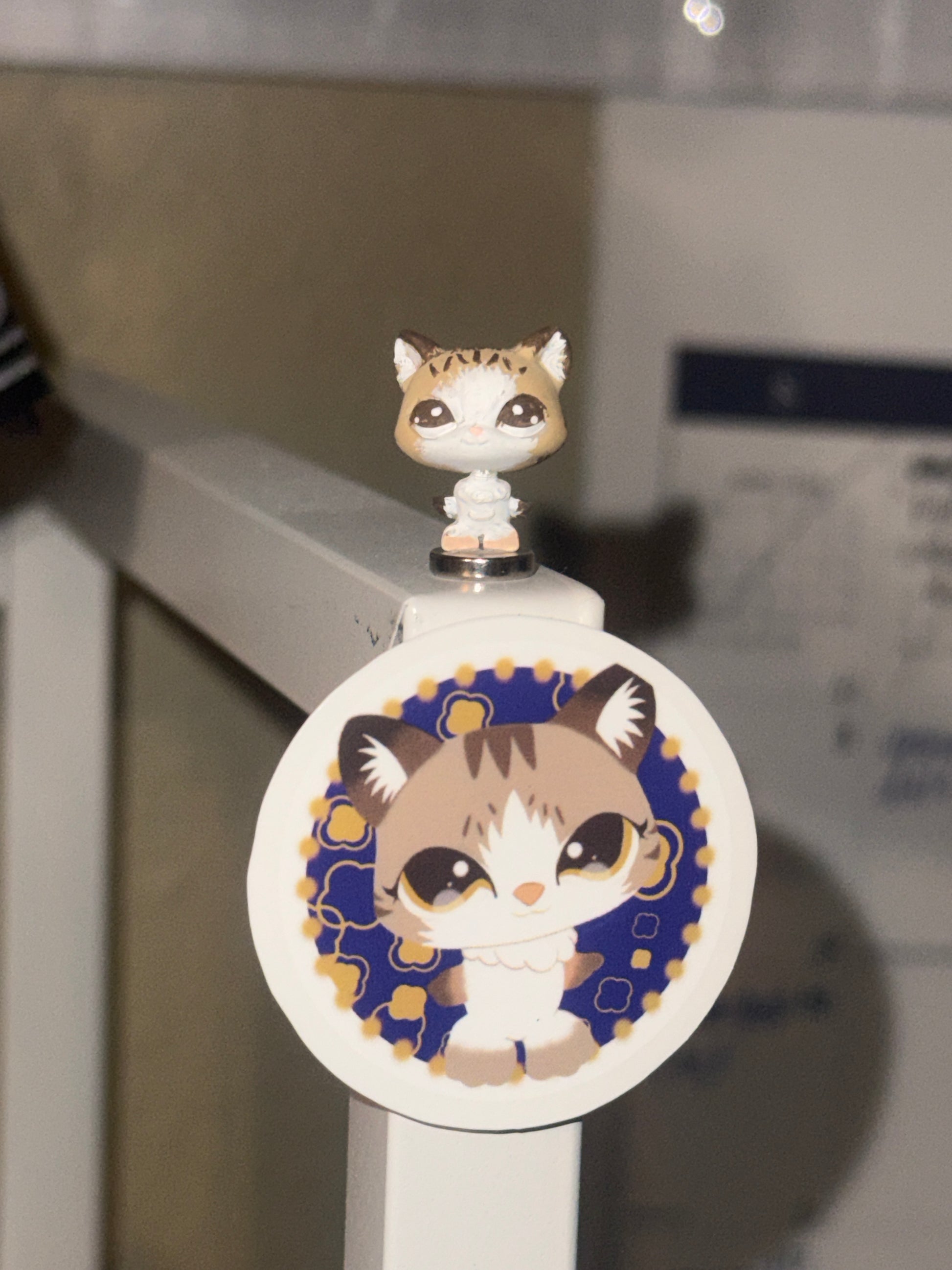 Micro Meowl LPS