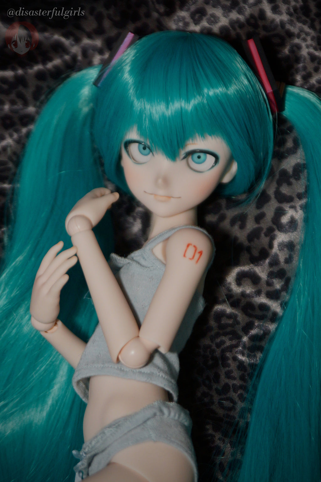 Creepy Miku Full Set Doll (Dollfie Dream Pretty DDH-09 Semi-White)