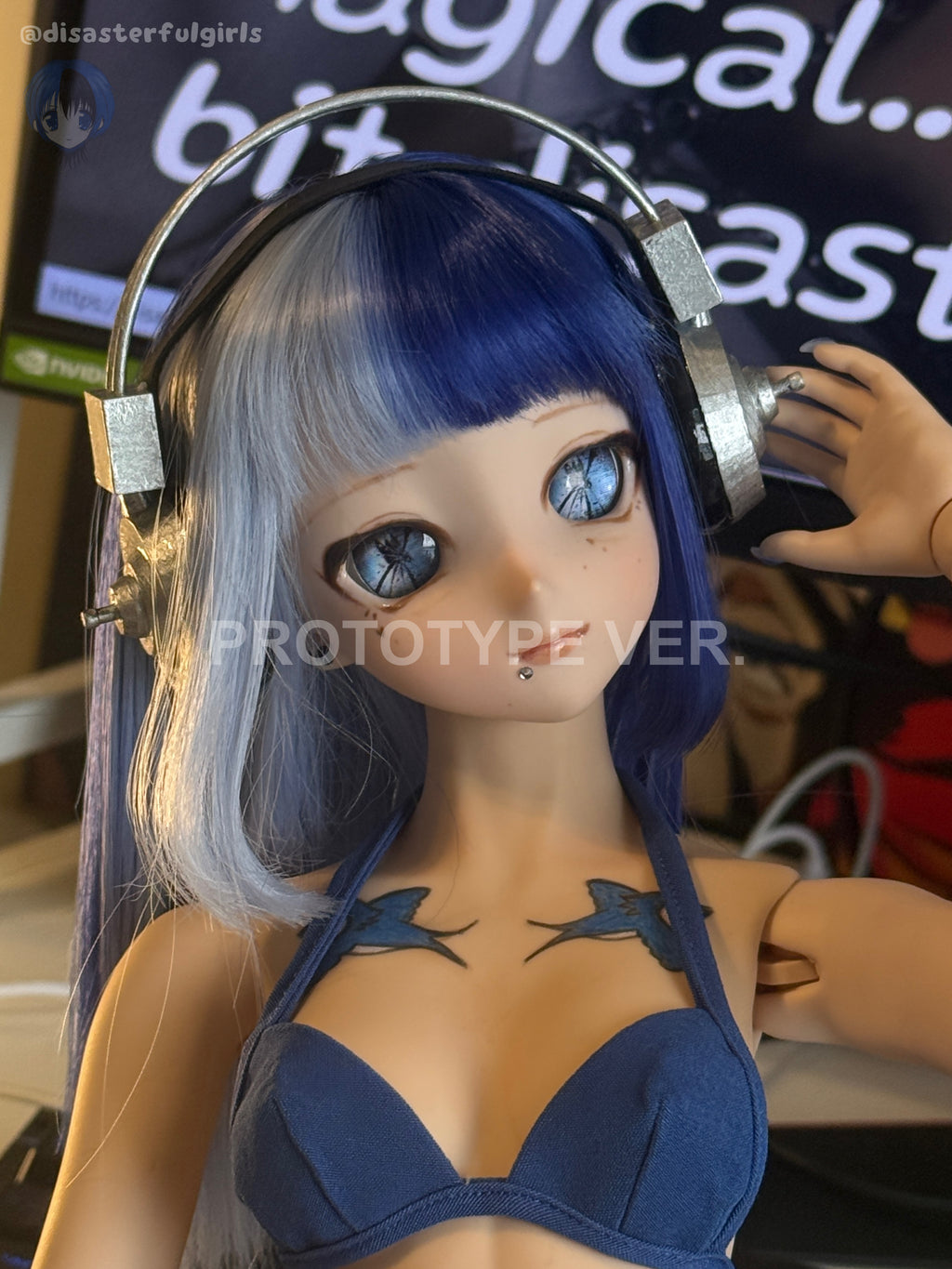 1/3 scale Super Sonico headphones for Dollfie Dream, Smart Doll, BJD, etc.