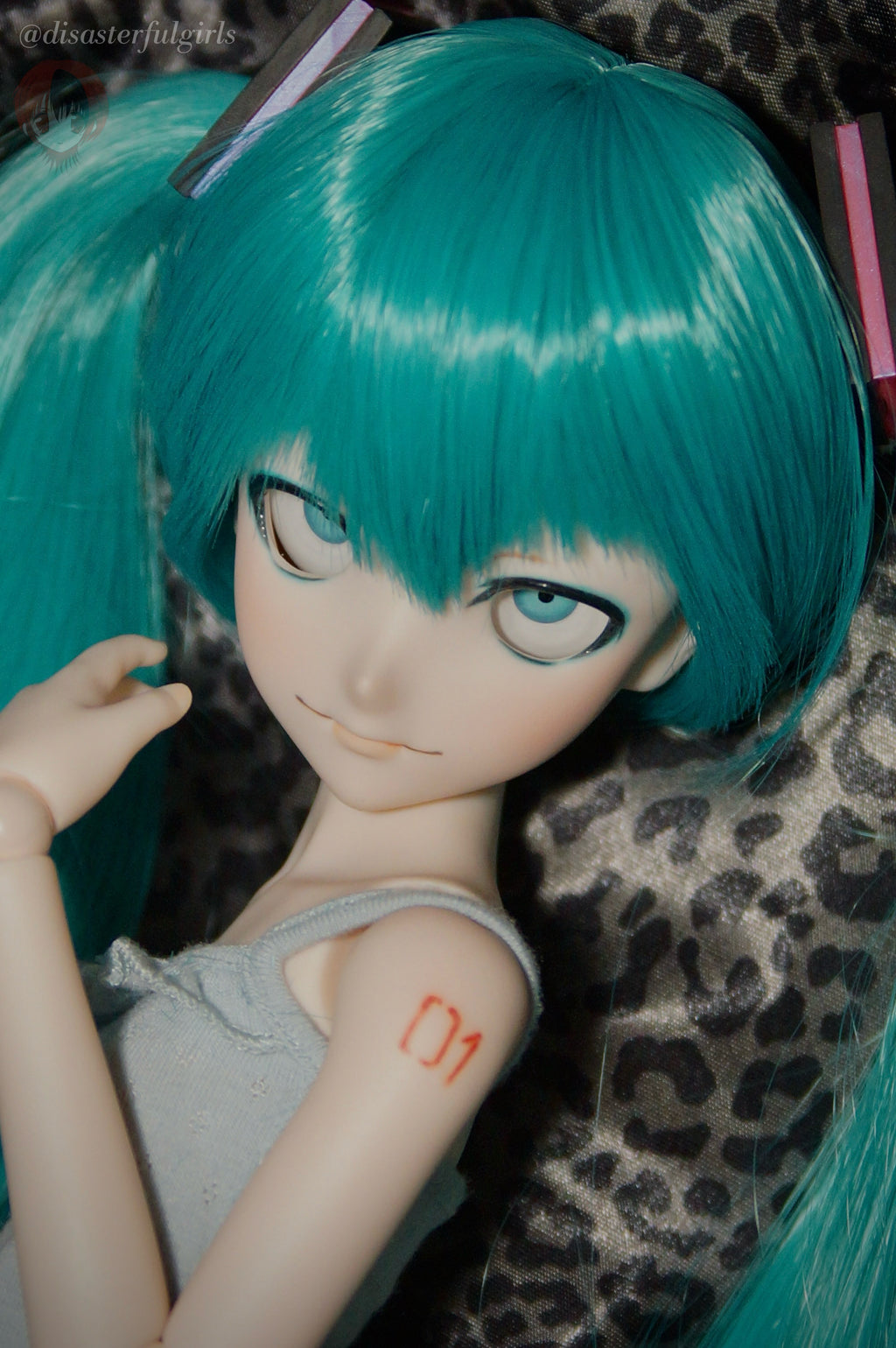 Creepy Miku Full Set Doll (Dollfie Dream Pretty DDH-09 Semi-White)