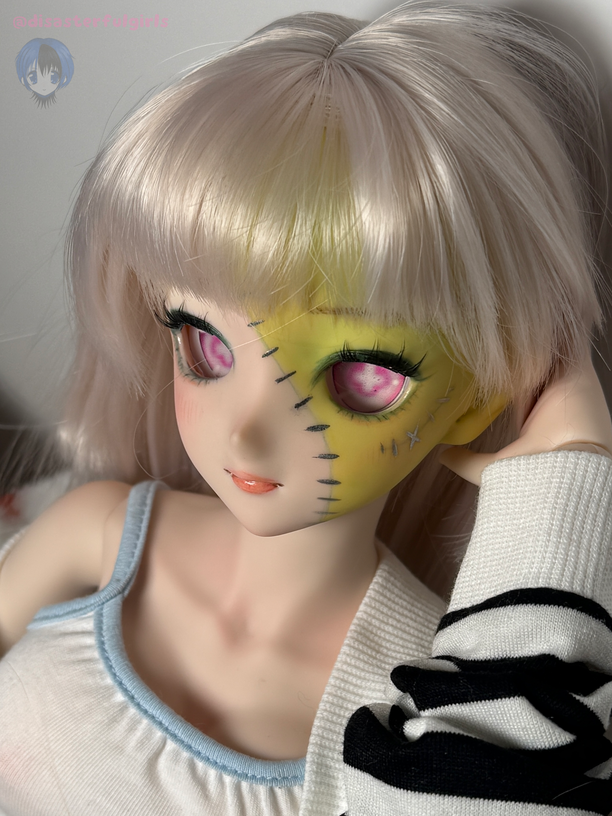 OOAK DDH-09 “Zombie Grrrl” Dollfie Dream Head