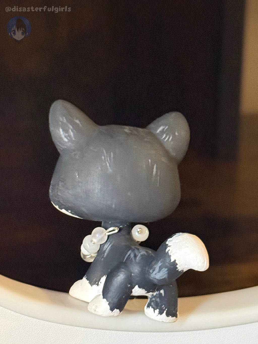 Sold out!! OOOAK Littlest Pet Shop Black & White Walking Cat