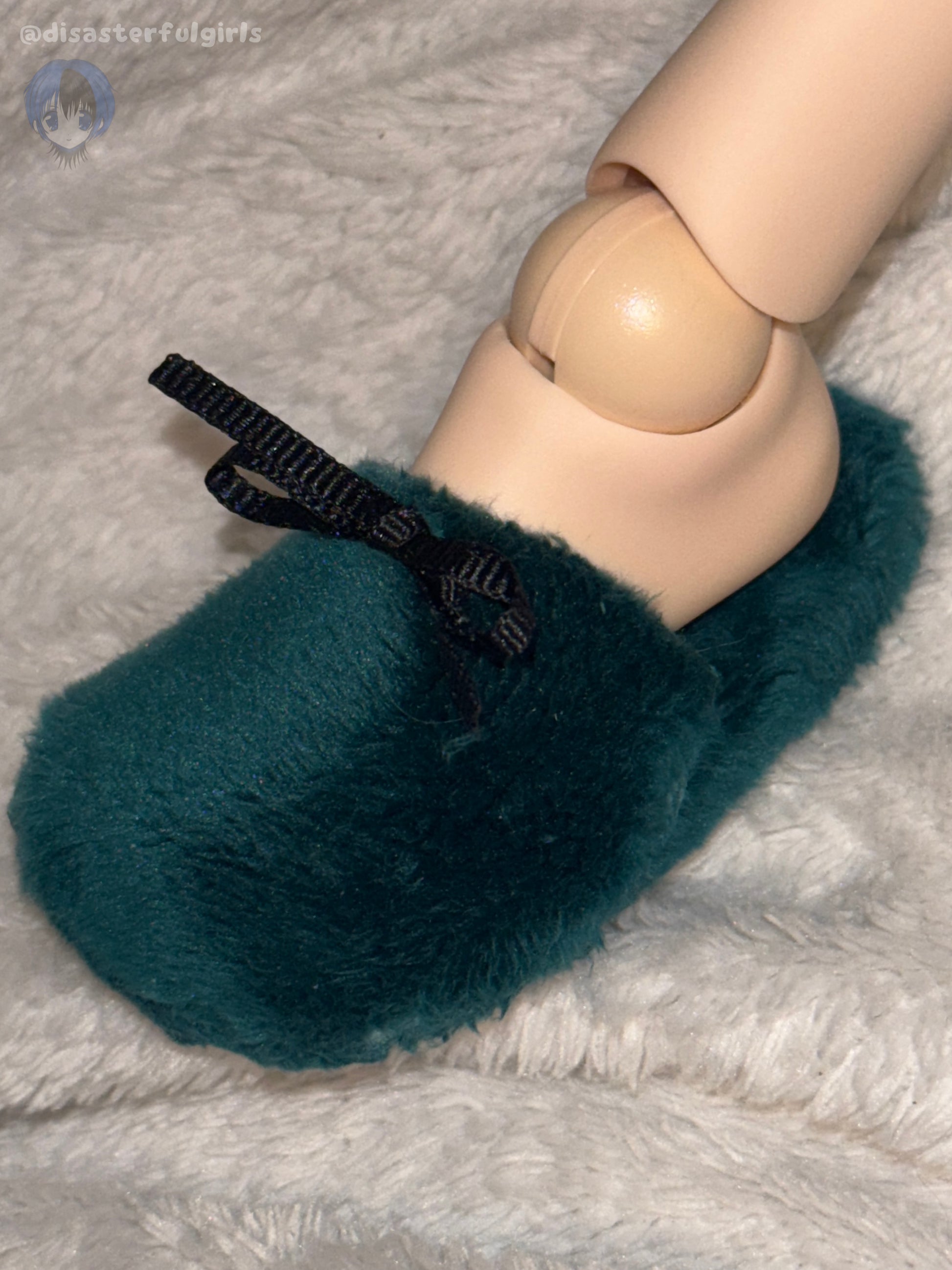 Emerald green lounge set for Dollfie Dream M bust