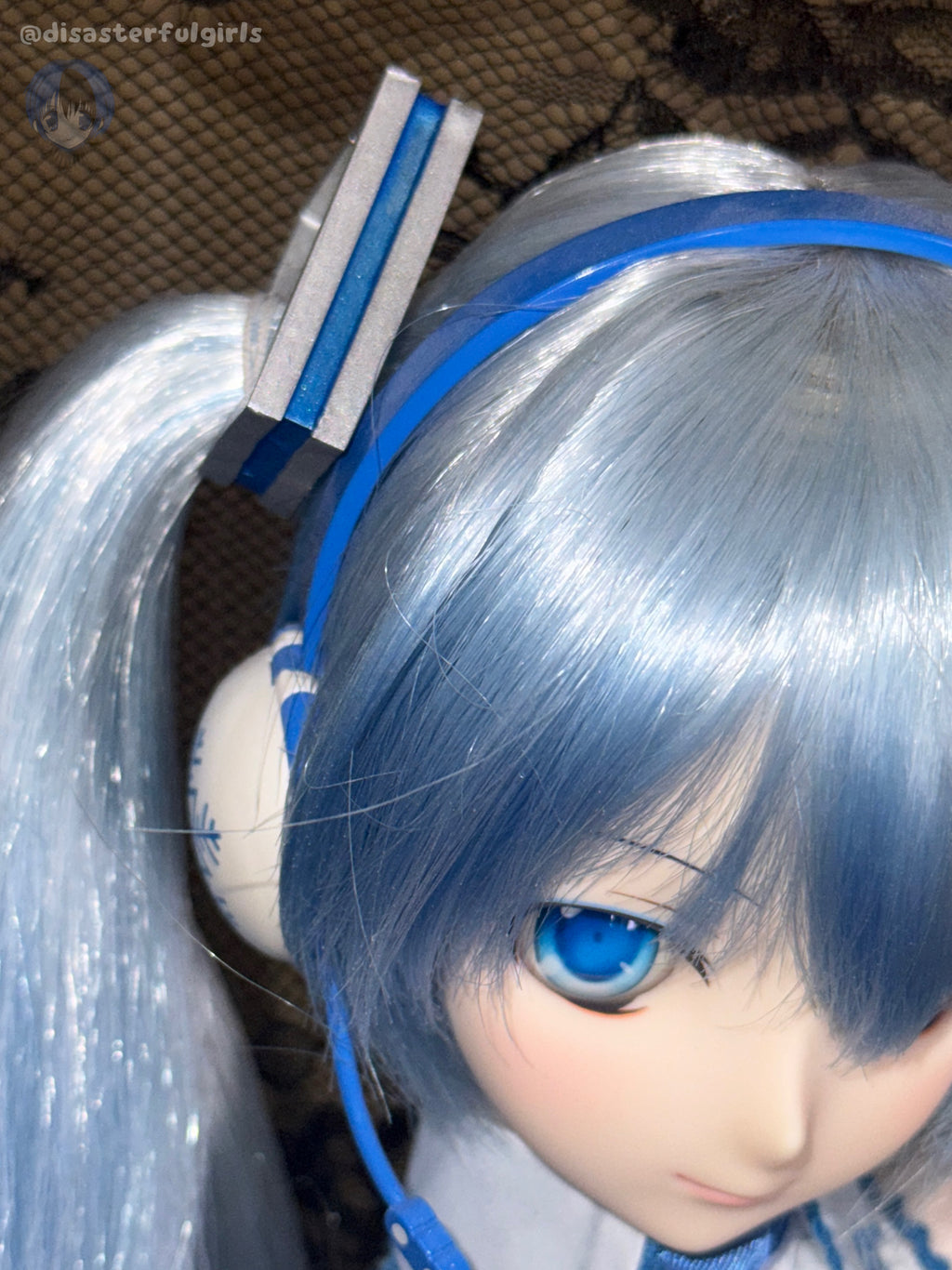 1/3 scale Hatsune Miku Hair Clips & Headset for Dollfie Dream, Smart Doll, BJD, etc.