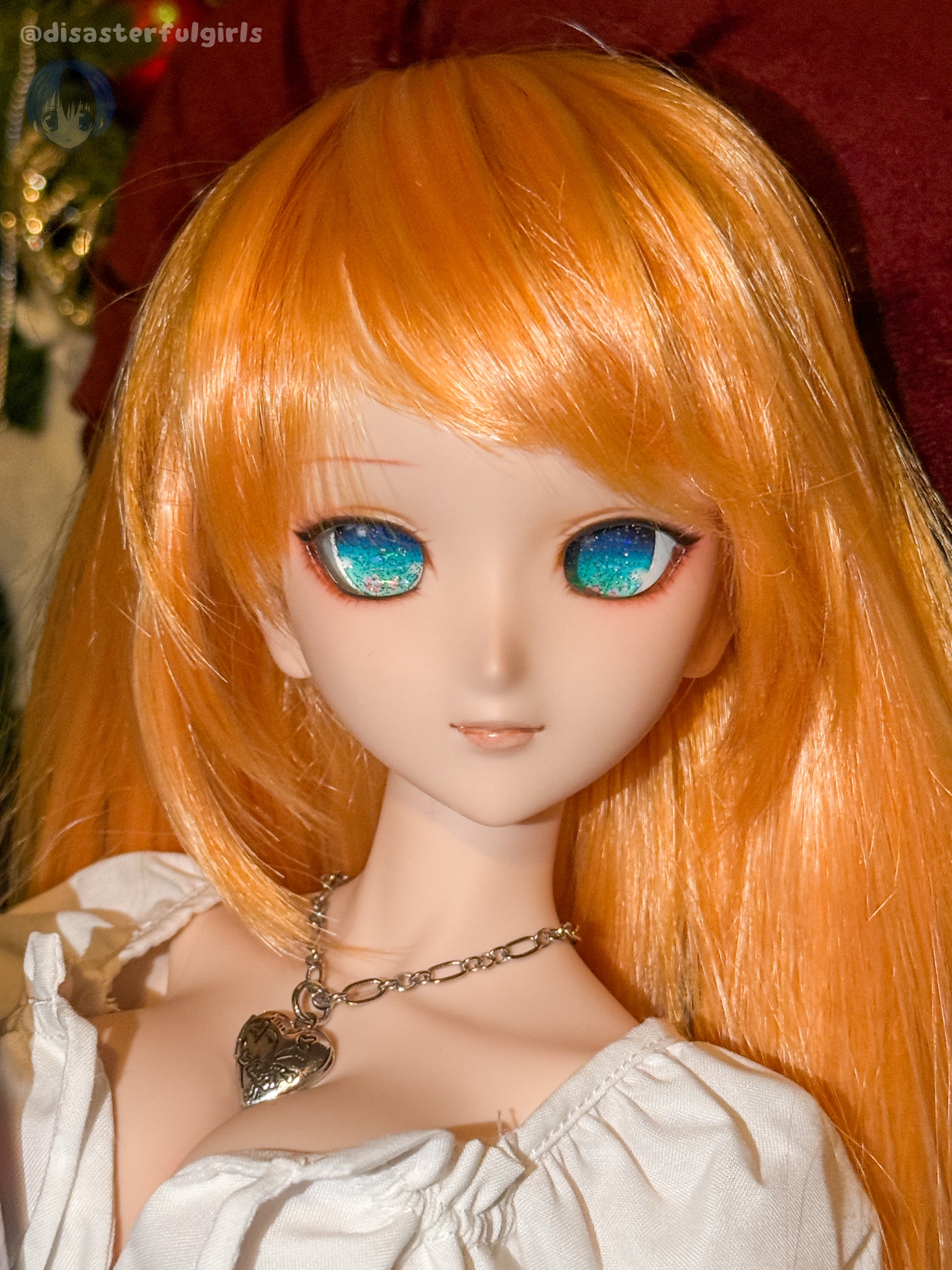 OOAK Dollfie Dream DDH-07 Flesh Head 1/3 MJD (Teal glitter eyes)